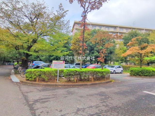 G00385081 東京都西東京市西原町４丁目 中古マンション 2680万円 専有面積74.49m² (約22.53坪) 間取り３ＬＤＫ 所在階3階 築年月1982年07月(築43年)【外観5】