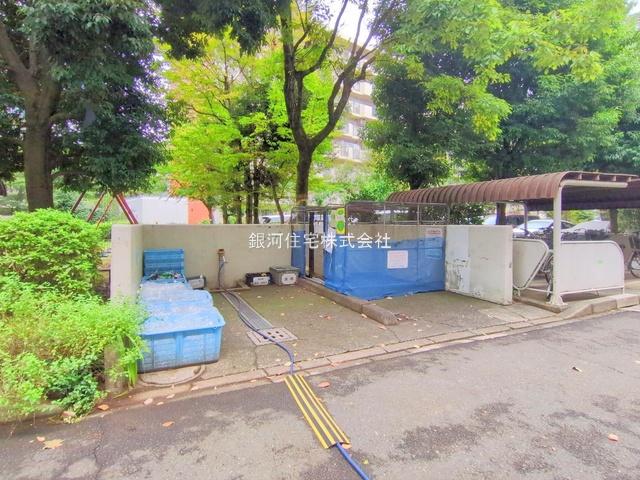 G00385081 東京都西東京市西原町４丁目 中古マンション 2680万円 専有面積74.49m² (約22.53坪) 間取り３ＬＤＫ 所在階3階 築年月1982年07月(築43年)【外観10】