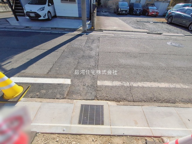 G00385154 埼玉県川口市南鳩ヶ谷７丁目 新築一戸建て 4180万円 土地面積116.34m² (約35.19坪) 建物面積101.64m² (約30.74坪) 間取り４ＬＤＫ 築年月2026年02月【外観12】