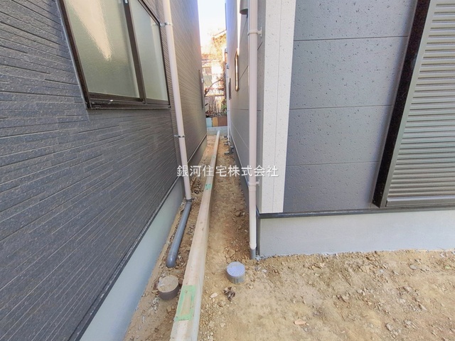 G00385154 埼玉県川口市南鳩ヶ谷７丁目 新築一戸建て 4180万円 土地面積116.34m² (約35.19坪) 建物面積101.64m² (約30.74坪) 間取り４ＬＤＫ 築年月2026年02月【外観15】