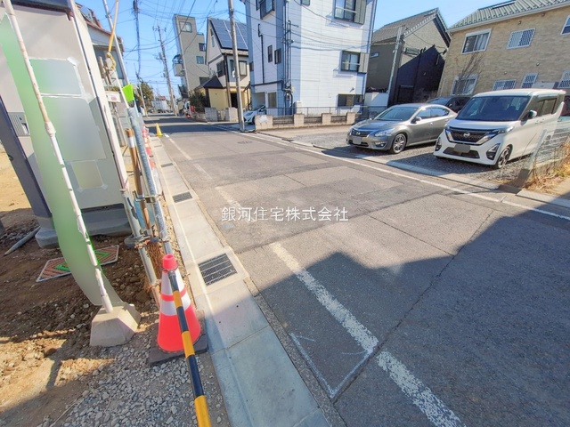 G00385157 埼玉県川口市南鳩ヶ谷７丁目 新築一戸建て 4680万円 土地面積100.04m² (約30.26坪) 建物面積93.15m² (約28.17坪) 間取り４ＬＤＫ 築年月2026年02月【外観14】