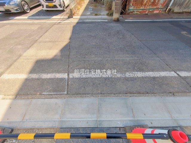 G00385157 埼玉県川口市南鳩ヶ谷７丁目 新築一戸建て 4680万円 土地面積100.04m² (約30.26坪) 建物面積93.15m² (約28.17坪) 間取り４ＬＤＫ 築年月2026年02月【外観15】