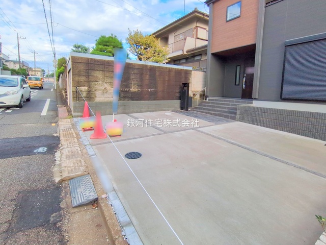 G00385215 千葉県船橋市習志野台２丁目 新築一戸建て 5590万円 土地面積125.61m² (約37.99坪) 建物面積106.40m² (約32.18坪) 間取り４ＬＤＫ 築年月2025年10月(築１年以内)【外観4】