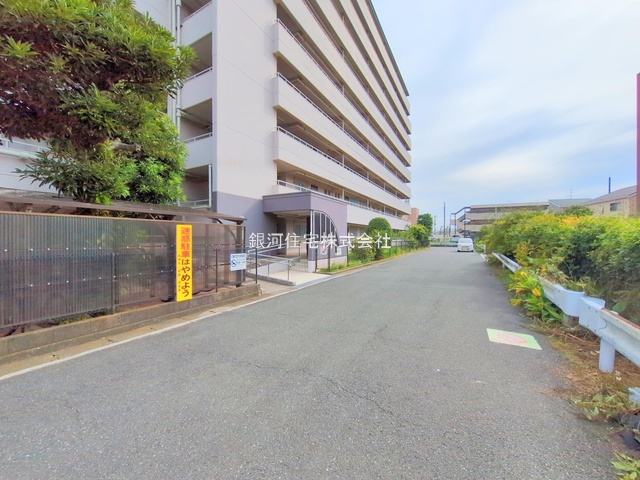 G00385273 千葉県船橋市海神町南１丁目 中古マンション 2790万円 専有面積62.64m² (約18.94坪) 間取り３ＬＤＫ 所在階5階 築年月1976年12月(築49年)【外観6】