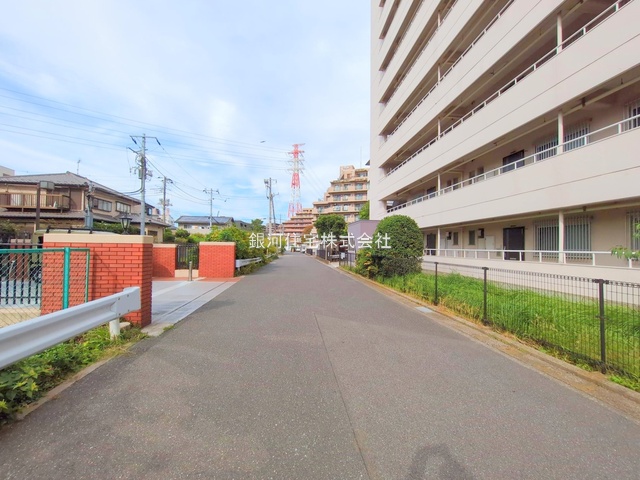 G00385273 千葉県船橋市海神町南１丁目 中古マンション 2790万円 専有面積62.64m² (約18.94坪) 間取り３ＬＤＫ 所在階5階 築年月1976年12月(築49年)【外観7】