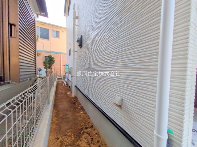 G00385278 千葉県千葉市中央区南生実町 新築一戸建て 3588万円 土地面積135.76m² (約41.06坪) 建物面積105.60m² (約31.94坪) 間取り４ＬＤＫ 築年月2025年10月(築１年以内)【外観5】