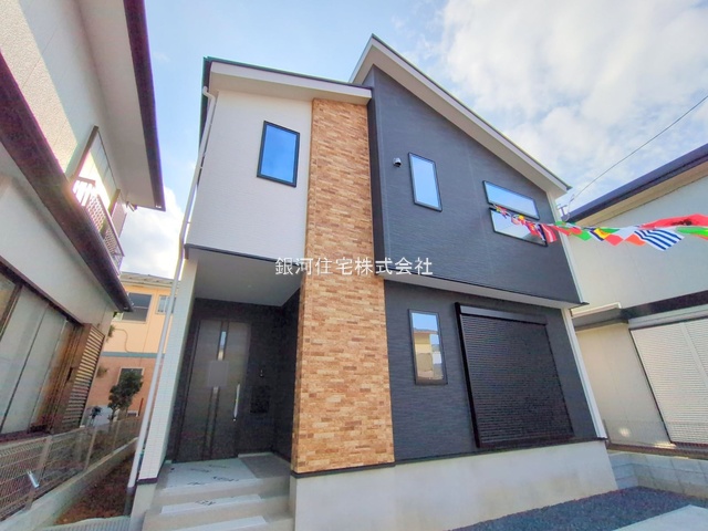 G00385278 千葉県千葉市中央区南生実町 新築一戸建て 3588万円 土地面積135.76m² (約41.06坪) 建物面積105.60m² (約31.94坪) 間取り４ＬＤＫ 築年月2025年10月(築１年以内)【外観8】