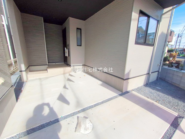 G00385427 千葉県船橋市前原西６丁目 新築一戸建て 5499万円 土地面積84.37m² (約25.52坪) 建物面積102.74m² (約31.07坪) 間取り３ＬＤＫ 築年月2025年09月(築１年以内)【外観6】