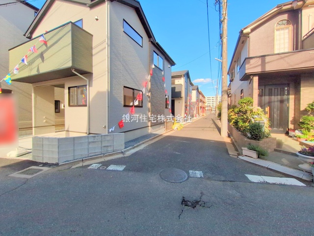 G00385427 千葉県船橋市前原西６丁目 新築一戸建て 5499万円 土地面積84.37m² (約25.52坪) 建物面積102.74m² (約31.07坪) 間取り３ＬＤＫ 築年月2025年09月(築１年以内)【外観11】