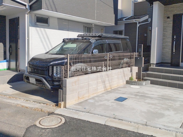 G00385443 千葉県市川市稲荷木３丁目 新築一戸建て 5590万円 土地面積126.24m² (約38.18坪) 建物面積98.12m² (約29.68坪) 間取り４ＬＤＫ 築年月2025年12月(築１年以内)【外観9】