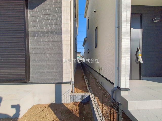 G00385467 千葉県船橋市二和東５丁目 新築一戸建て 4290万円 土地面積125.28m² (約37.89坪) 建物面積102.26m² (約30.93坪) 間取り４ＬＤＫ 築年月2026年01月【外観10】