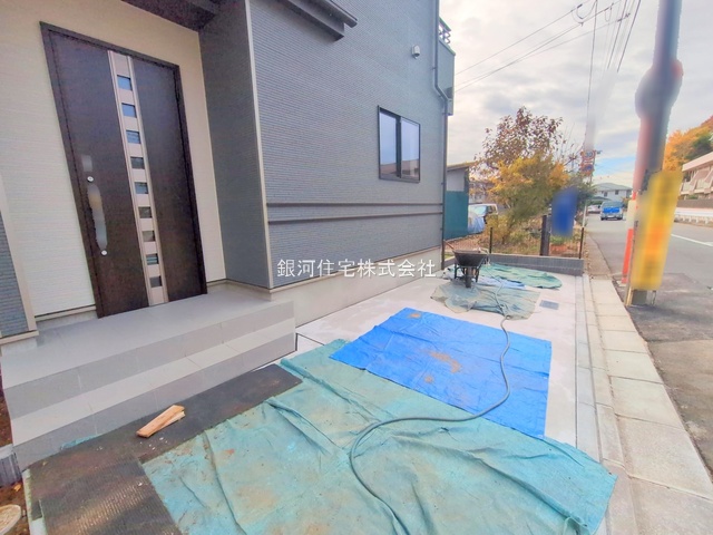 G00385473 千葉県船橋市大穴南１丁目 新築一戸建て 2990万円 土地面積89.94m² (約27.20坪) 建物面積86.94m² (約26.29坪) 間取り３ＬＤＫ 築年月2025年10月(築１年以内)【外観15】