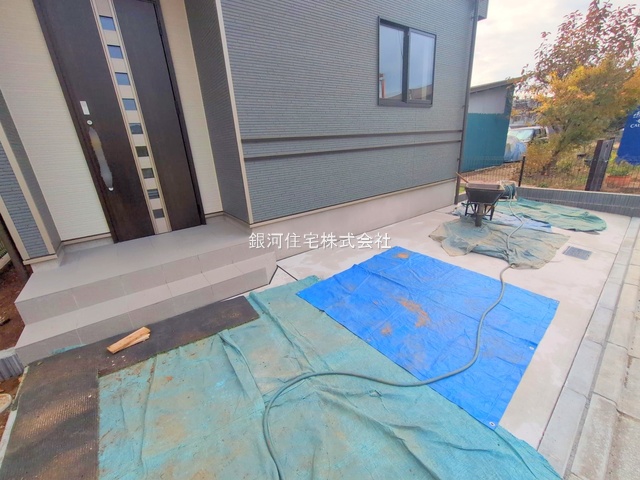 G00385473 千葉県船橋市大穴南１丁目 新築一戸建て 2990万円 土地面積89.94m² (約27.20坪) 建物面積86.94m² (約26.29坪) 間取り３ＬＤＫ 築年月2025年10月(築１年以内)【外観16】