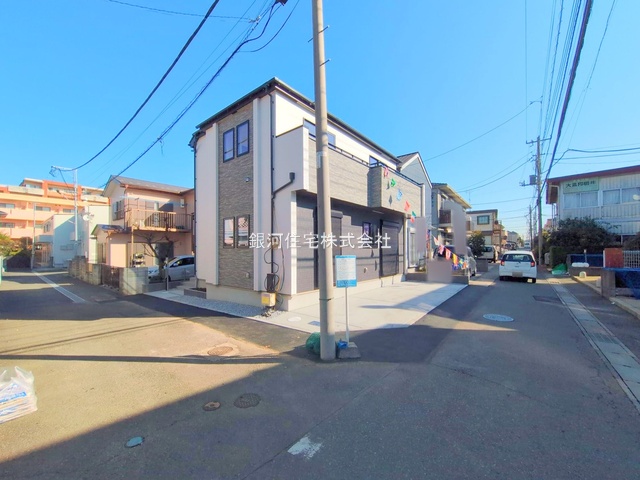 G00385482 千葉県松戸市松戸新田 新築一戸建て 5490万円 土地面積103.75m² (約31.38坪) 建物面積99.98m² (約30.24坪) 間取り４ＬＤＫ 築年月2025年11月(築１年以内)【外観3】