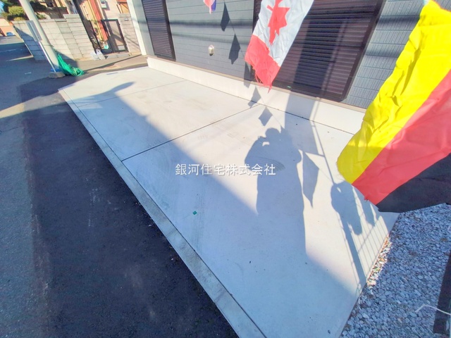 G00385482 千葉県松戸市松戸新田 新築一戸建て 5490万円 土地面積103.75m² (約31.38坪) 建物面積99.98m² (約30.24坪) 間取り４ＬＤＫ 築年月2025年11月(築１年以内)【外観5】