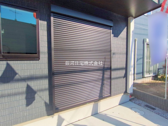 G00385482 千葉県松戸市松戸新田 新築一戸建て 5490万円 土地面積103.75m² (約31.38坪) 建物面積99.98m² (約30.24坪) 間取り４ＬＤＫ 築年月2025年11月(築１年以内)【外観8】