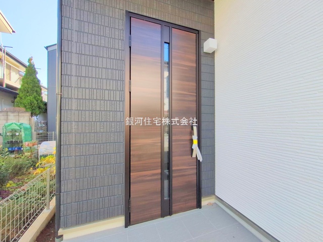 G00385482 千葉県松戸市松戸新田 新築一戸建て 5490万円 土地面積103.75m² (約31.38坪) 建物面積99.98m² (約30.24坪) 間取り４ＬＤＫ 築年月2025年11月(築１年以内)【外観10】