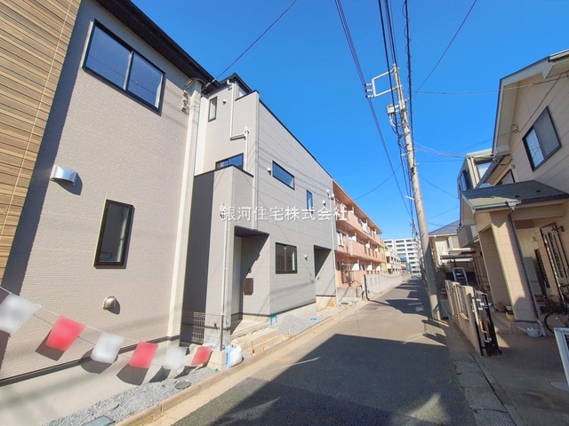 G00385533 千葉県船橋市前原西６丁目 新築一戸建て 5299万円 土地面積74.10m² (約22.41坪) 建物面積116.02m² (約35.09坪) 間取り４ＬＤＫ 築年月2026年02月【外観10】