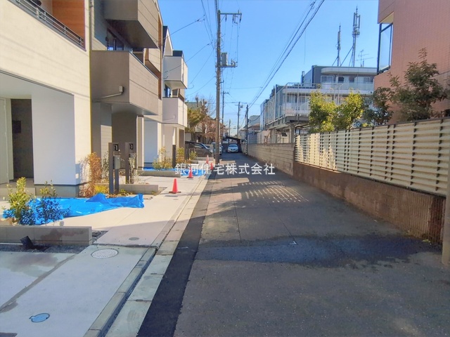 G00385548 千葉県市川市新田２丁目 新築一戸建て 6590万円 土地面積67.23m² (約20.33坪) 建物面積100.18m² (約30.30坪) 築年月2025年12月(築１年以内)【外観12】