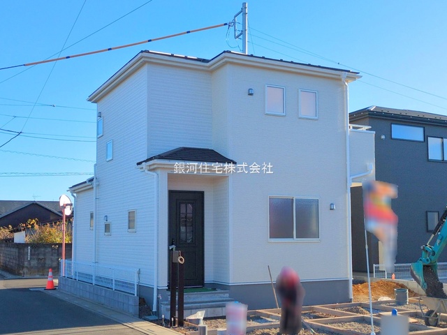 G00385563 埼玉県鴻巣市松原３丁目 新築一戸建て 2790万円 土地面積147.92m² (約44.74坪) 建物面積101.02m² (約30.55坪) 間取り４ＬＤＫ 築年月2025年12月【外観6】