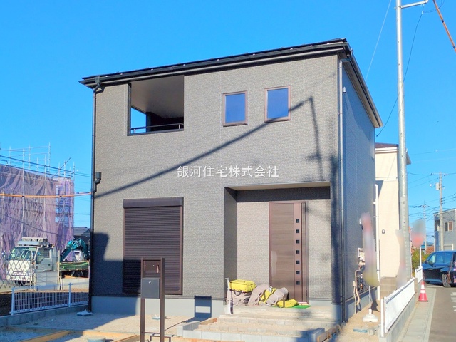 G00385564 埼玉県鴻巣市松原３丁目 新築一戸建て 2890万円 土地面積143.16m² (約43.30坪) 建物面積110.13m² (約33.31坪) 間取り４ＬＤＫ 築年月2025年12月【外観6】