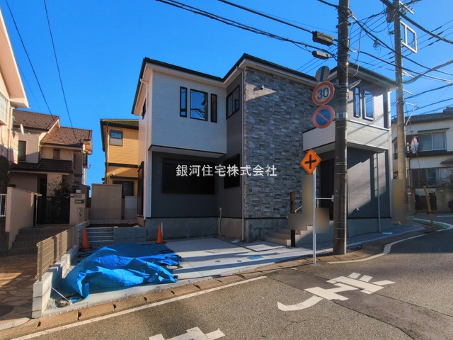 G00385632 千葉県柏市名戸ヶ谷１丁目 新築一戸建て 4599万円 土地面積134.78m² (約40.77坪) 建物面積105.16m² (約31.81坪) 間取り４ＬＤＫ 築年月2026年01月【外観2】