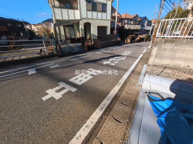 G00385632 千葉県柏市名戸ヶ谷１丁目 新築一戸建て 4599万円 土地面積134.78m² (約40.77坪) 建物面積105.16m² (約31.81坪) 間取り４ＬＤＫ 築年月2026年01月【外観5】