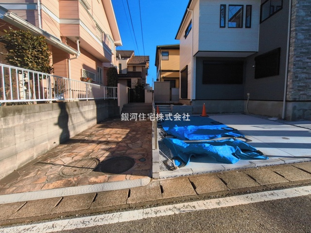 G00385632 千葉県柏市名戸ヶ谷１丁目 新築一戸建て 4599万円 土地面積134.78m² (約40.77坪) 建物面積105.16m² (約31.81坪) 間取り４ＬＤＫ 築年月2026年01月【外観9】