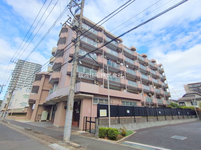 G00385663 埼玉県新座市東北２丁目 中古マンション 2380万円 専有面積64.46m² (約19.49坪) 間取り２ＬＤＫ 所在階4階 築年月1984年09月(築41年)【外観4】