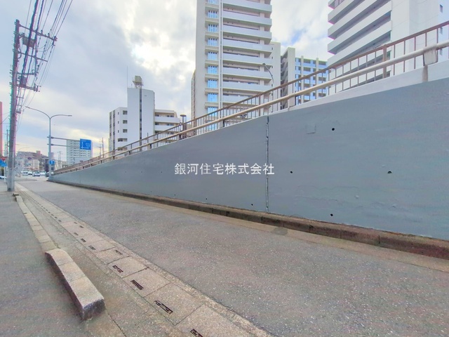 G00385663 埼玉県新座市東北２丁目 中古マンション 2380万円 専有面積64.46m² (約19.49坪) 間取り２ＬＤＫ 所在階4階 築年月1984年09月(築41年)【外観7】