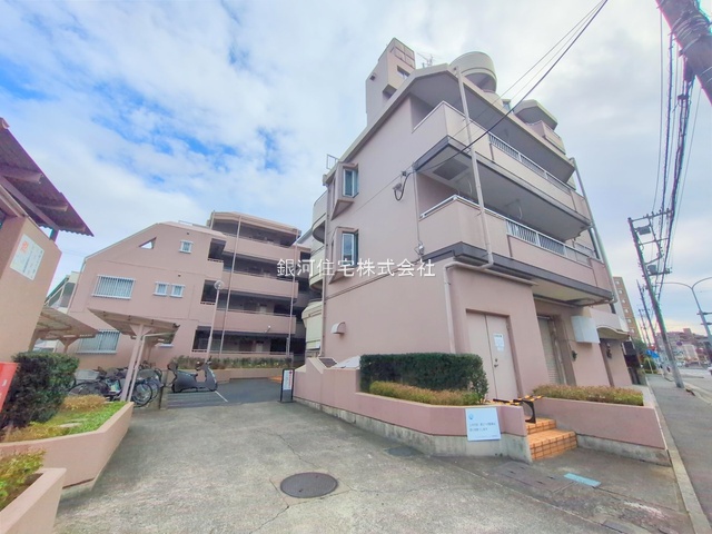 G00385663 埼玉県新座市東北２丁目 中古マンション 2380万円 専有面積64.46m² (約19.49坪) 間取り２ＬＤＫ 所在階4階 築年月1984年09月(築41年)【外観11】