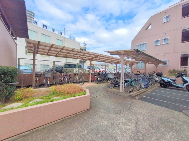 G00385663 埼玉県新座市東北２丁目 中古マンション 2380万円 専有面積64.46m² (約19.49坪) 間取り２ＬＤＫ 所在階4階 築年月1984年09月(築41年)【外観13】