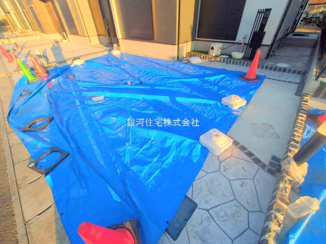 G00385686 千葉県鎌ヶ谷市南初富２丁目 新築一戸建て 3990万円 土地面積124.11m² (約37.54坪) 建物面積99.37m² (約30.05坪) 間取り４ＬＤＫ 築年月2025年10月(築１年以内)【外観7】