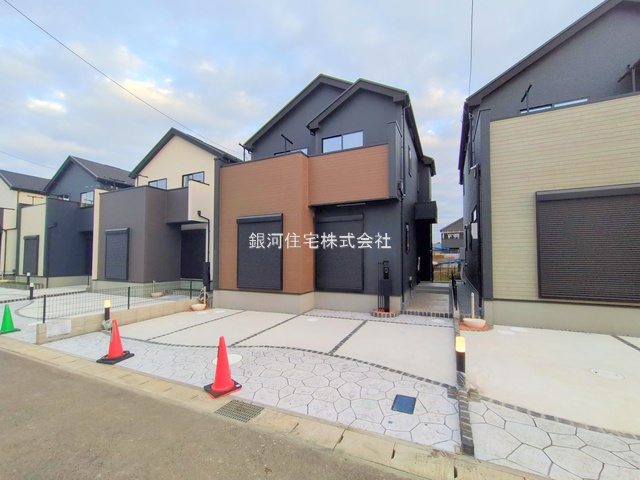 G00385687 千葉県鎌ヶ谷市南初富２丁目 新築一戸建て 3990万円 土地面積120.10m² (約36.33坪) 建物面積100.20m² (約30.31坪) 間取り４ＬＤＫ 築年月2025年11月(築１年以内)【外観15】
