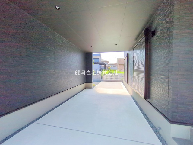 G00385692 千葉県木更津市羽鳥野５丁目 新築一戸建て 4280万円 土地面積196.60m² (約59.47坪) 建物面積116.76m² (約35.31坪) 間取り４ＬＤＫ 築年月2025年05月(築１年以内)【外観17】