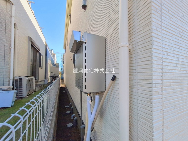 G00385694 神奈川県相模原市南区西大沼３丁目 新築一戸建て 4590万円 土地面積185.54m² (約56.12坪) 建物面積96.87m² (約29.30坪) 間取り３ＳＬＤＫ 築年月2026年04月【外観10】