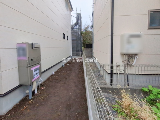 G00385706 神奈川県相模原市南区上鶴間８丁目 新築一戸建て 7698万円 土地面積154.53m² (約46.74坪) 建物面積108.71m² (約32.88坪) 間取り４ＬＤＫ 築年月2025年12月(築１年以内)【外観12】