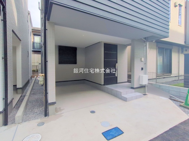 G00385732 千葉県市川市新田５丁目 新築一戸建て 6190万円 土地面積68.57m² (約20.74坪) 建物面積110.56m² (約33.44坪) 間取り４ＬＤＫ 築年月2025年12月(築１年以内)【外観9】