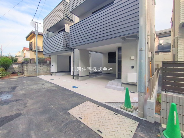 G00385732 千葉県市川市新田５丁目 新築一戸建て 6190万円 土地面積68.57m² (約20.74坪) 建物面積110.56m² (約33.44坪) 間取り４ＬＤＫ 築年月2025年12月(築１年以内)【外観14】