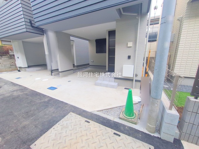 G00385732 千葉県市川市新田５丁目 新築一戸建て 6190万円 土地面積68.57m² (約20.74坪) 建物面積110.56m² (約33.44坪) 間取り４ＬＤＫ 築年月2025年12月(築１年以内)【外観18】