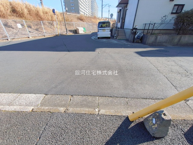 G00385736 千葉県松戸市新松戸４丁目 中古マンション 3380万円 専有面積89.35m² (約27.02坪) 間取り４ＬＤＫ 所在階6階 築年月1981年01月(築44年)【外観10】