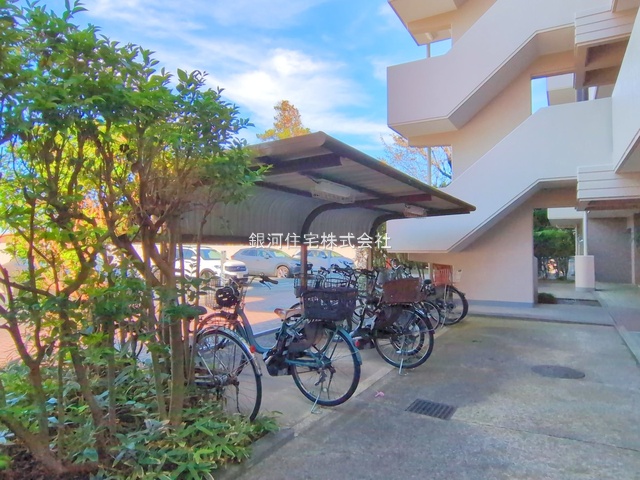 G00385778 神奈川県横浜市緑区竹山４丁目 中古マンション 2780万円 専有面積99.88m² (約30.21坪) 間取り３ＬＤＫ 所在階1階 築年月1992年11月(築33年)【外観11】