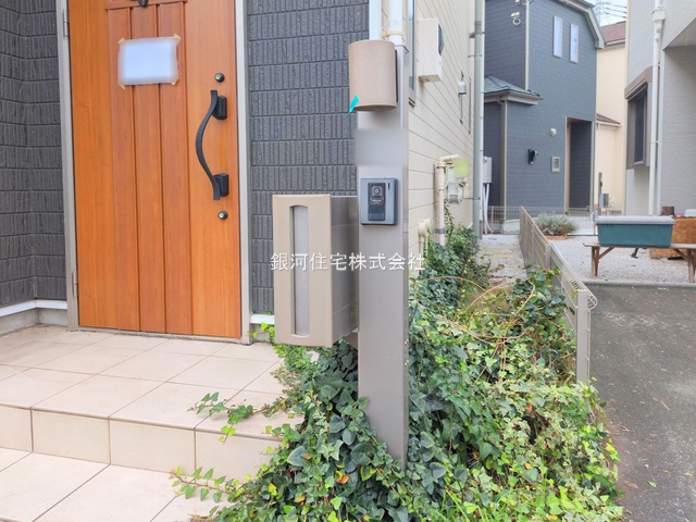 G00385779 東京都八王子市川口町 中古一戸建て 2099万円 土地面積108.72m² (約32.88坪) 建物面積85.85m² (約25.96坪) 間取り４ＬＤＫ 築年月2010年04月(築15年)【外観6】