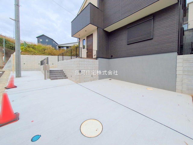 G00385791 千葉県千葉市緑区土気町 新築一戸建て 4080万円 土地面積150.01m² (約45.37坪) 建物面積103.83m² (約31.40坪) 間取り４ＬＤＫ 築年月2025年08月(築１年以内)【外観6】