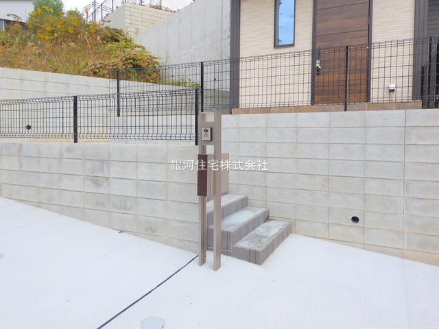 G00385791 千葉県千葉市緑区土気町 新築一戸建て 4080万円 土地面積150.01m² (約45.37坪) 建物面積103.83m² (約31.40坪) 間取り４ＬＤＫ 築年月2025年08月(築１年以内)【外観9】