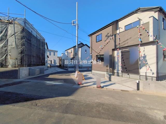 G00385804 千葉県市川市本北方３丁目 新築一戸建て 4680万円 土地面積117.35m² (約35.49坪) 建物面積100.19m² (約30.30坪) 間取り４ＬＤＫ 築年月2025年09月(築１年以内)【外観5】