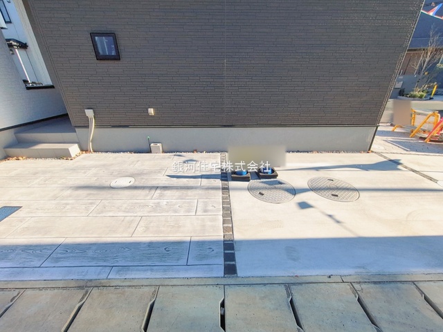 G00385804 千葉県市川市本北方３丁目 新築一戸建て 4680万円 土地面積117.35m² (約35.49坪) 建物面積100.19m² (約30.30坪) 間取り４ＬＤＫ 築年月2025年09月(築１年以内)【外観9】