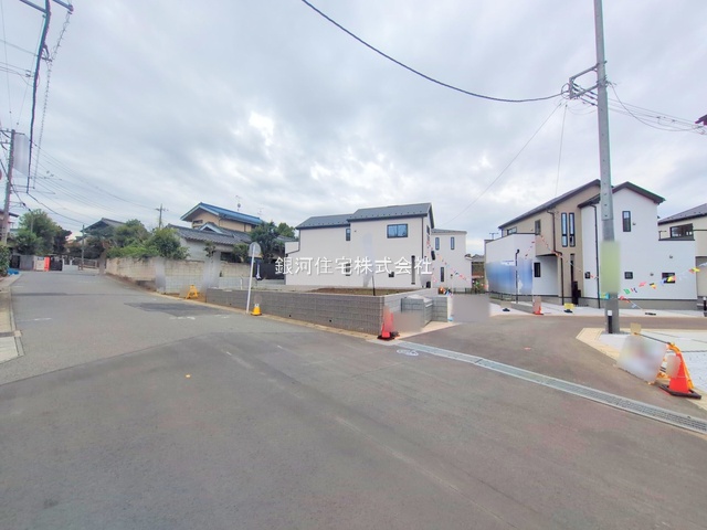 G00385807 千葉県市川市本北方３丁目 新築一戸建て 4380万円 土地面積113.25m² (約34.25坪) 建物面積97.91m² (約29.61坪) 間取り４ＬＤＫ 築年月2025年09月(築１年以内)【外観3】