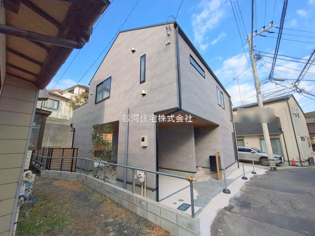 G00385814 神奈川県横浜市中区豆口台 新築一戸建て 1億1280万円 土地面積144.43m² (約43.69坪) 建物面積128.25m² (約38.79坪) 間取り３ＬＤＫ 築年月2025年12月(築１年以内)【外観10】
