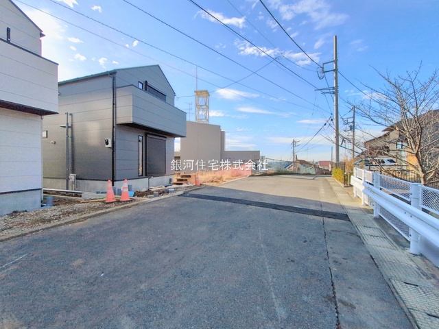 G00385837 神奈川県川崎市麻生区片平３丁目 新築一戸建て 5180万円 土地面積108.53m² (約32.83坪) 建物面積96.67m² (約29.24坪) 間取り３ＬＤＫ 築年月2025年12月(築１年以内)【外観9】